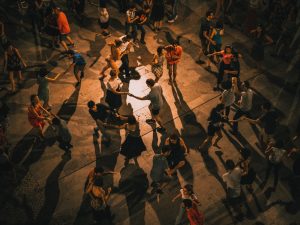 People Best Suited for Online Salsa Classes